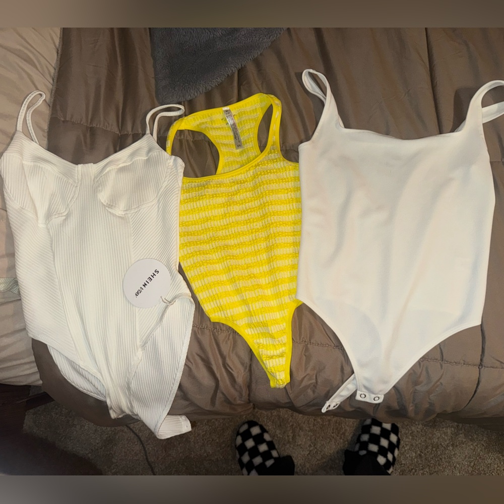 3 for 1 bodysuits: urban outfitters, express, SHEIN, size XS - S